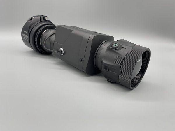 Nitehog TIR-M50XC Caiman X-CORE Detektor 640x480 im Premium Komplettset